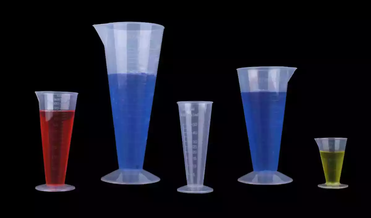 Plastic Conical Graduated cylinder